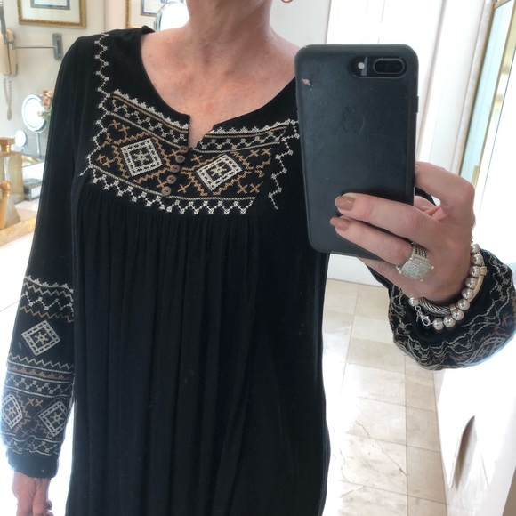 FREE with purchase: Black gauze dress w/ Aztec design embroidery, Sz S - Picture 4 of 8